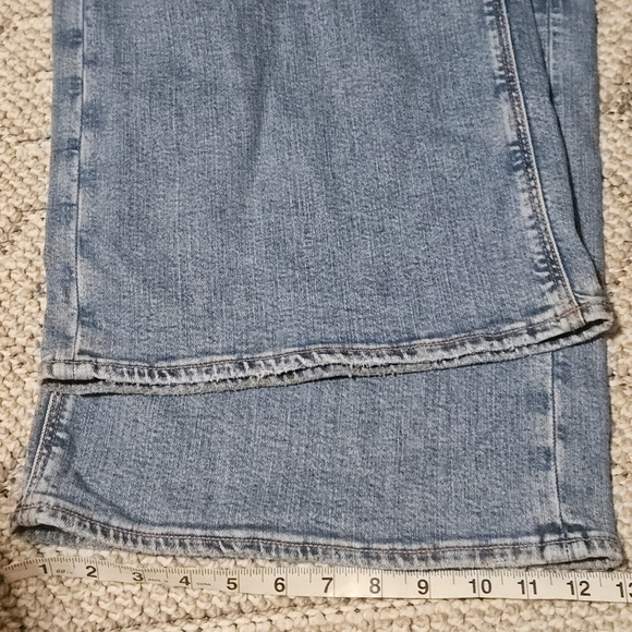 American Eagle Curvy Super High Rise Baggy Wide Leg Women's Blue Cargo Jeans 14 - Picture 12 of 16